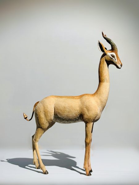 林安常 ｜ 高峰上閃爍 ｜ 樟木、胡粉、銅箔、壓克力上色 ｜ 30x8x40 公分 ｜ 2026